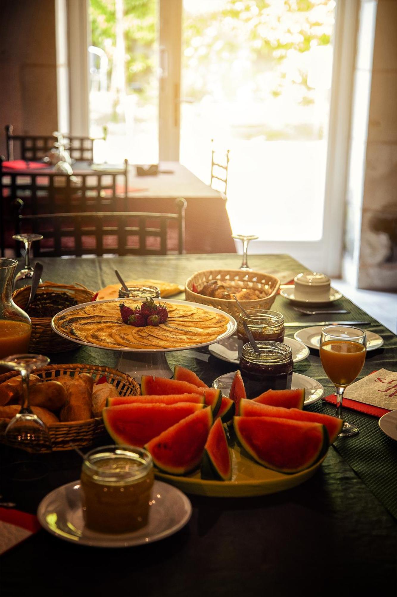 Hotel & Spa Chai De La Paleine 勒皮圣母院 外观 照片